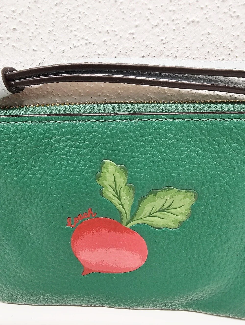 Coach Radush Corner Zip Wristlet Style C9588